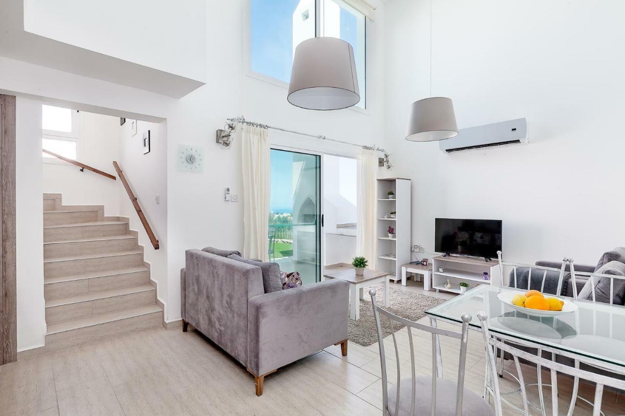 Seaview Selvi Village Apt * Vasilia