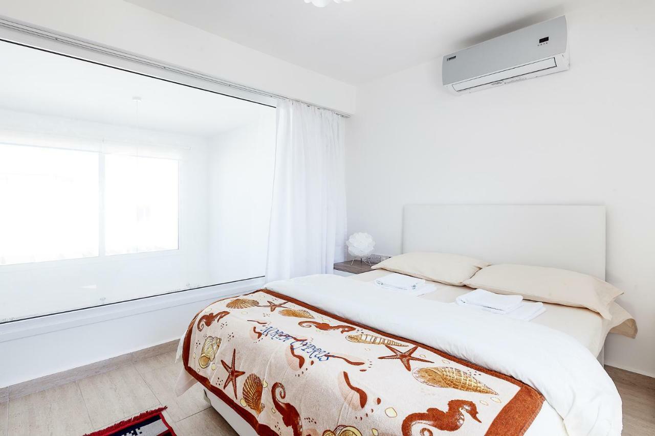 Seaview Selvi Village Apt