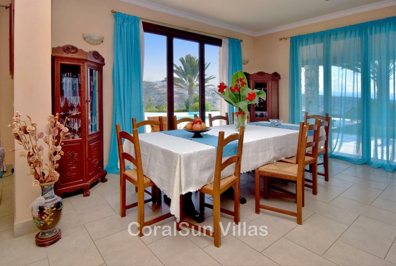 Amazing Luxury Villa, In Paphos, Extremely Large Pool. Jacuzzi, Gym, Games Villa *