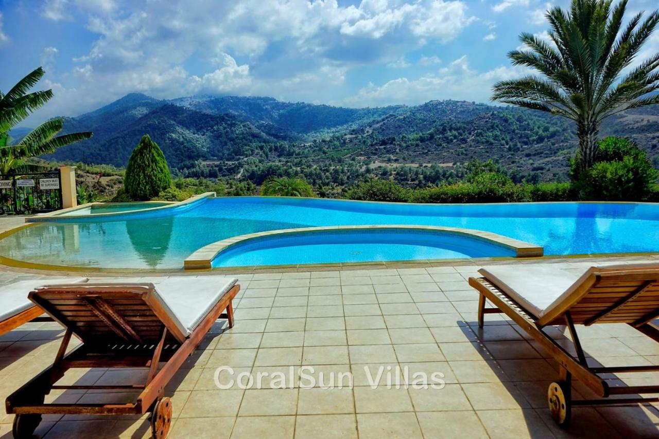 Villa Amazing Luxury Villa, In Paphos, Extremely Large Pool. Jacuzzi, Gym, Games