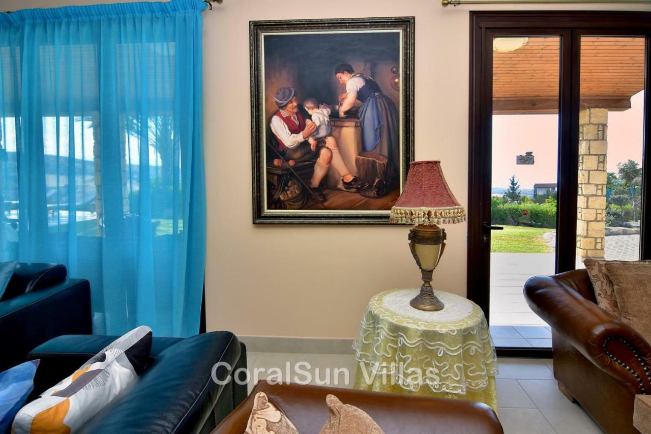 Amazing Luxury Villa, In Paphos, Extremely Large Pool. Jacuzzi, Gym, Games *