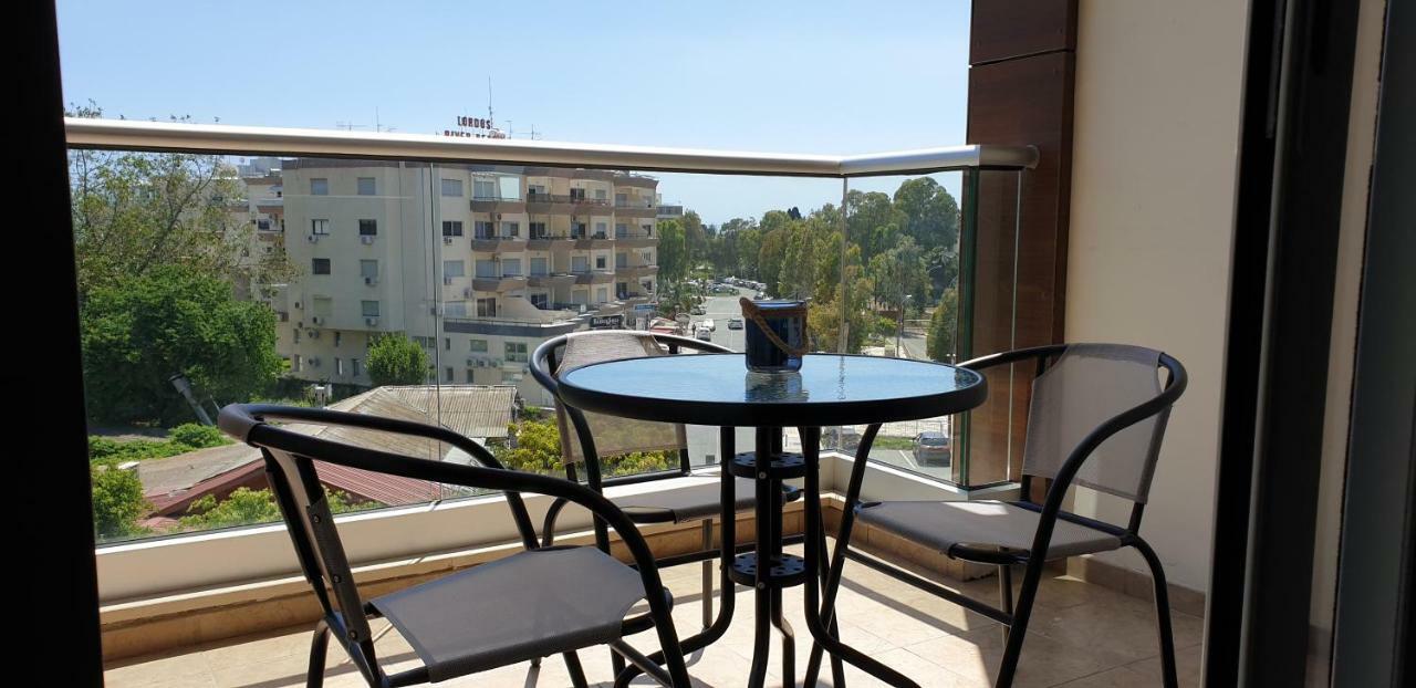 Takelena Apartment *