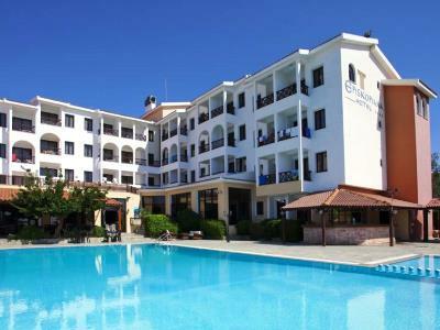 Hotel Episkopiana & Sport 3*