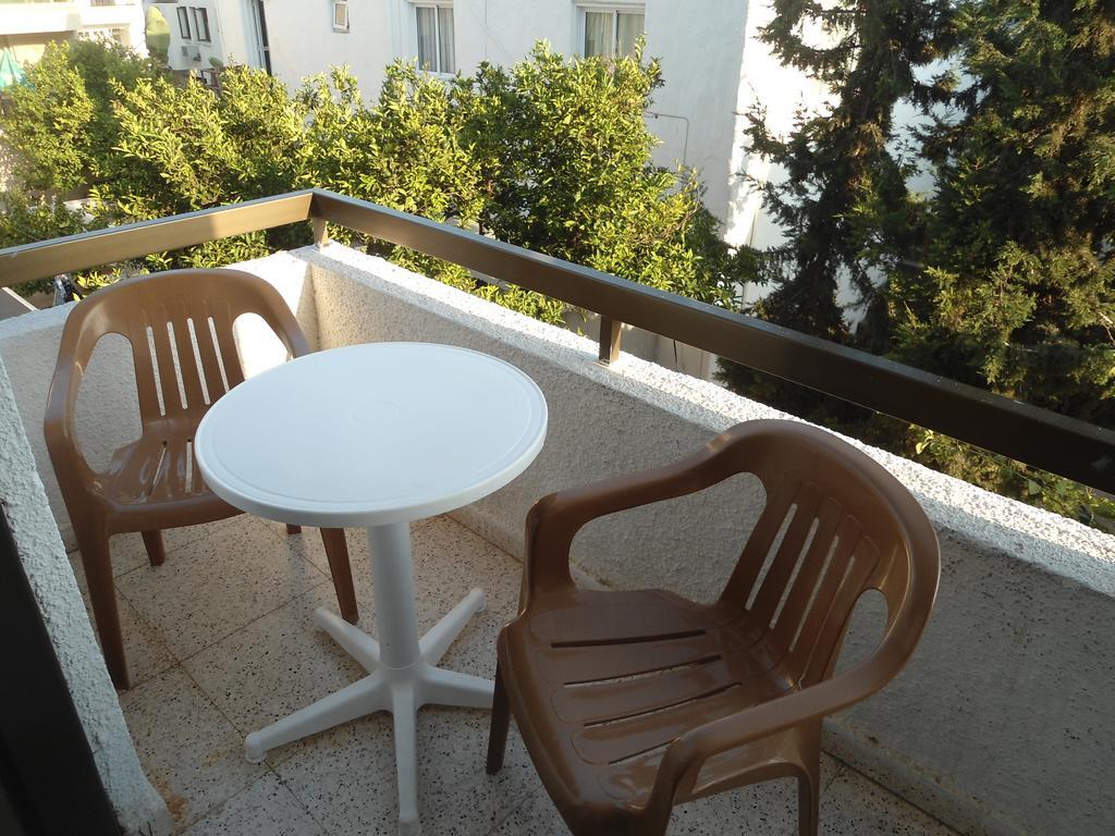 Terpsithea Apartment