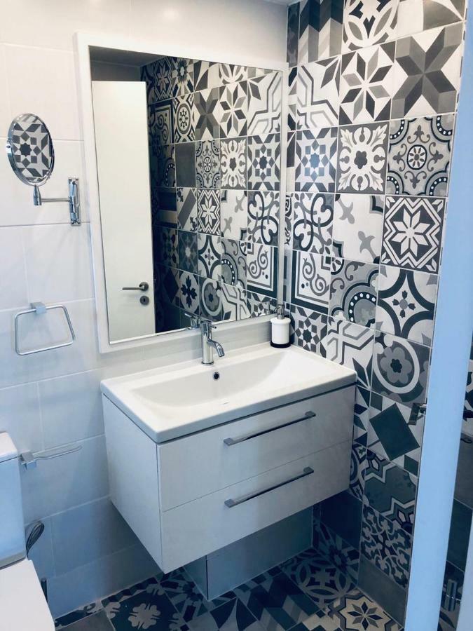 Aparthotel White 11 Larnaca