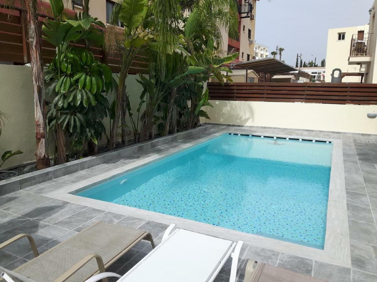 Ismini Lagoon Villa