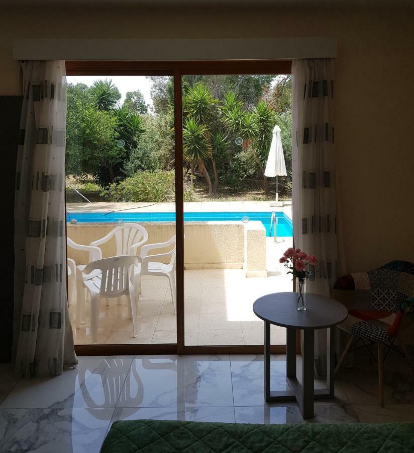 Hotel Natura And