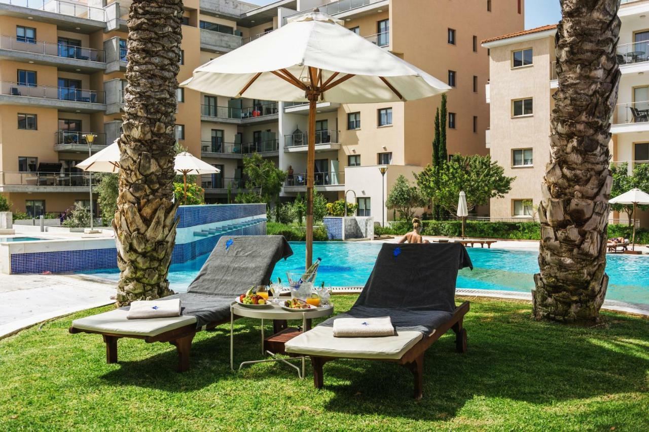 Elysia Park Aparthotel Paphos