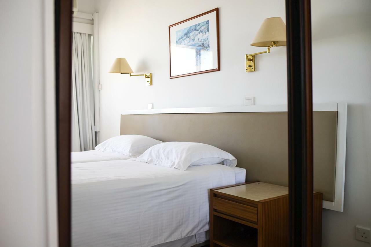 Sun Hall Aparthotel 3*