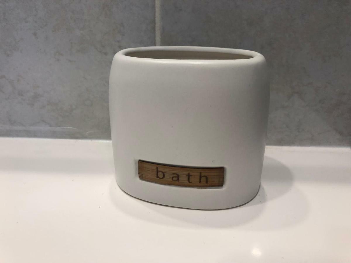 Luxury 2 Bed Next To The