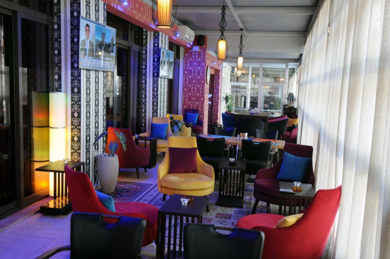 Europa Plaza 3*