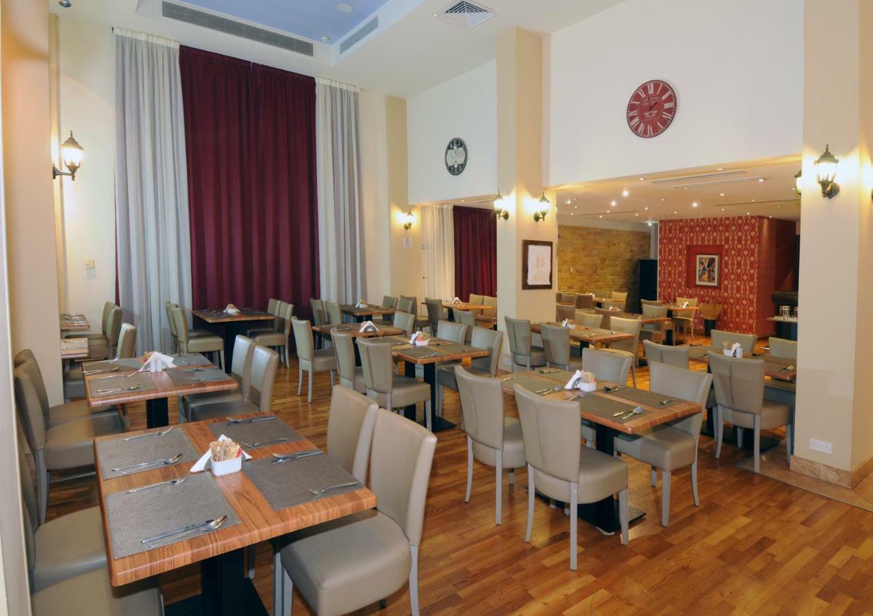 Europa Plaza 3*