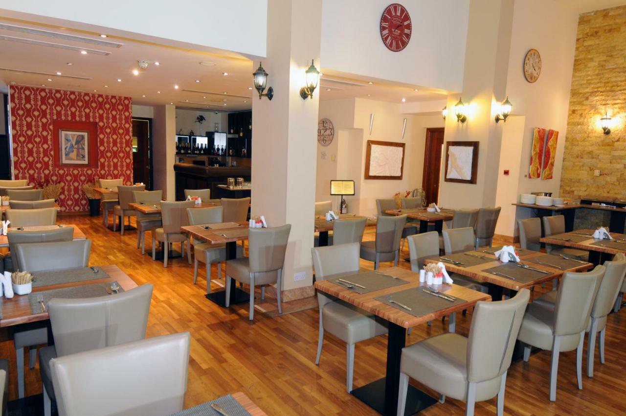 Europa Plaza 3*