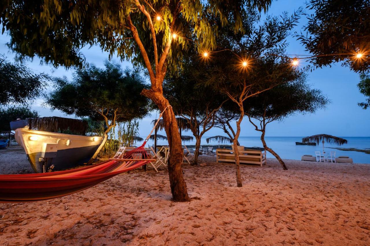 Thalassines