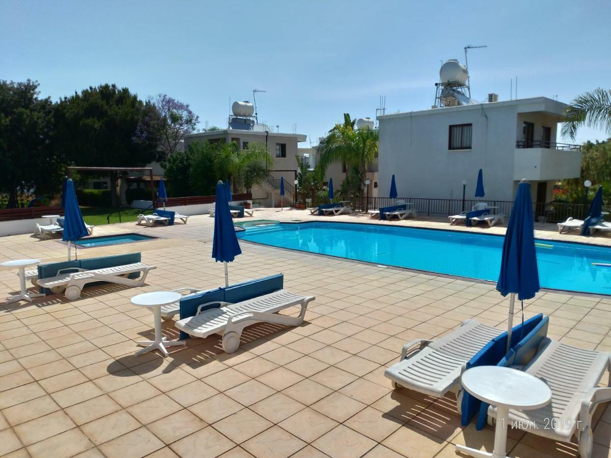 Constantaras Apartment Protaras