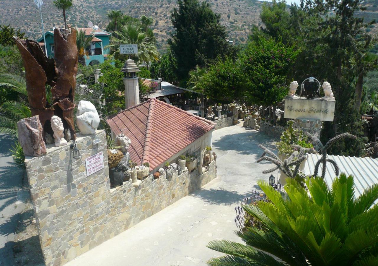 Greenfields Country Club Aparthotel 3*