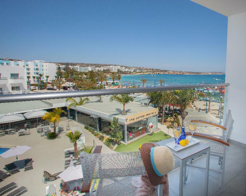 Hotel Limanaki & 4*
