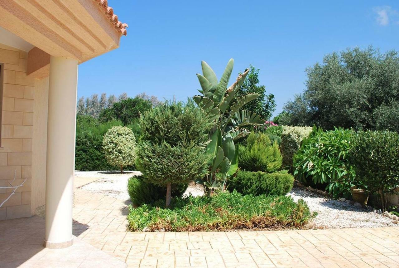 Villa Marlin Front Luxury - 4 Bedrooms Agia Marina (Northern Cyprus)