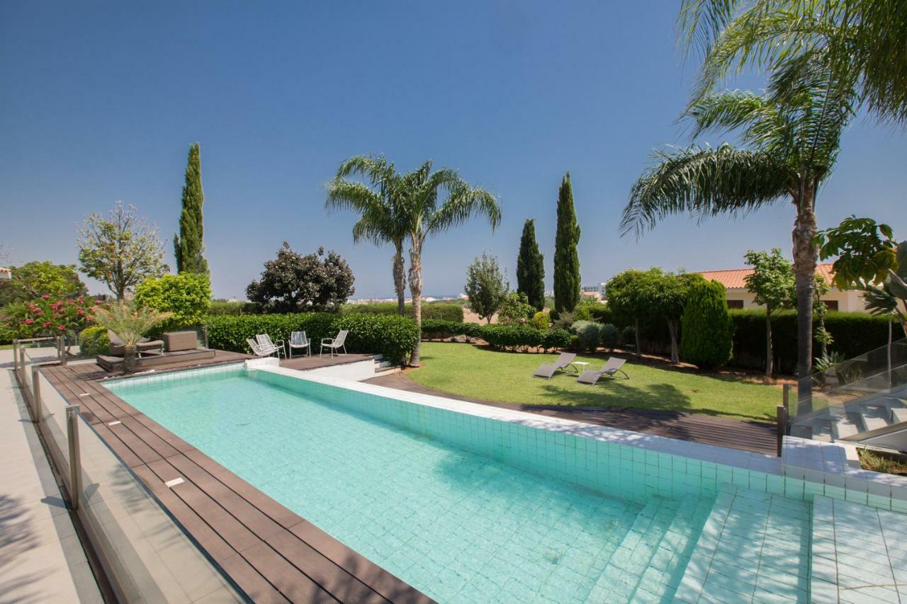 Oscar Domain Villa