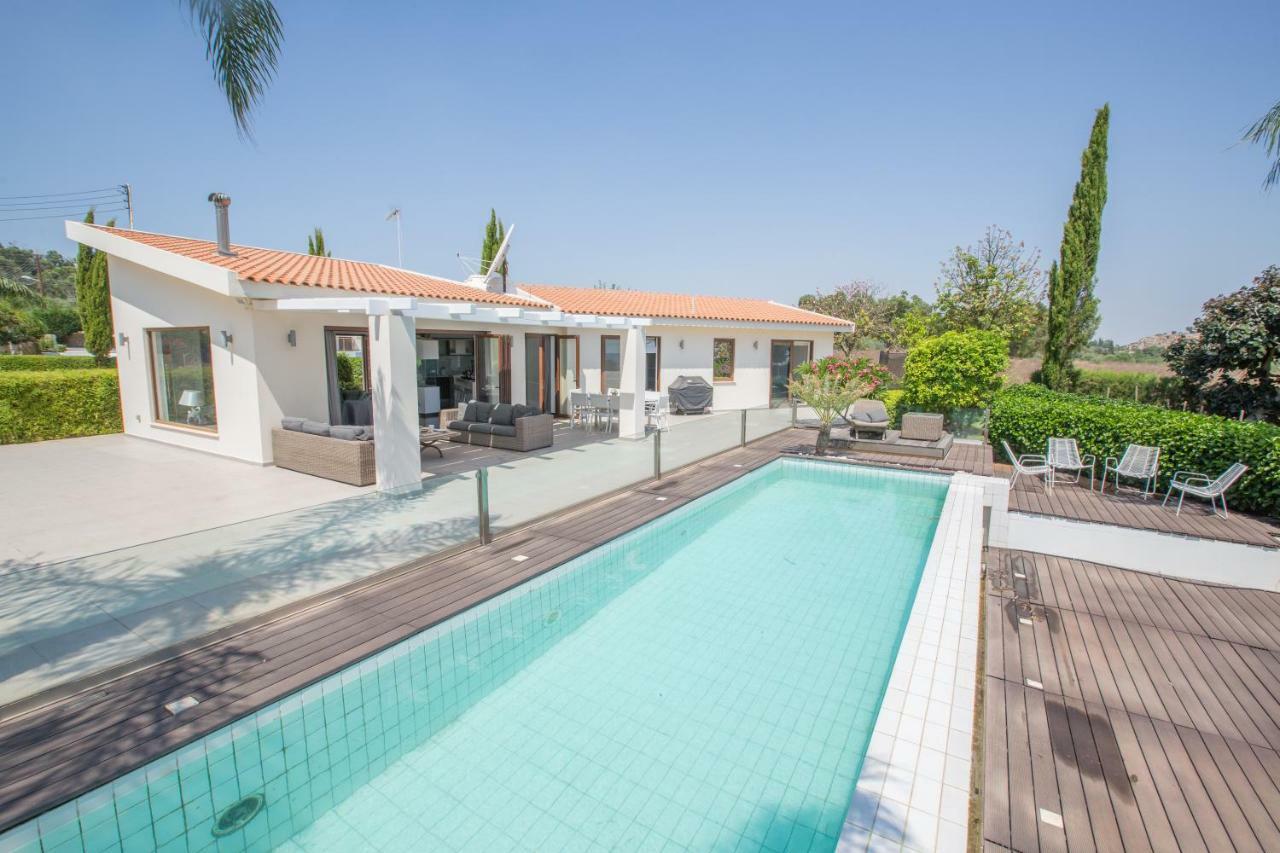 Villa Oscar Domain *