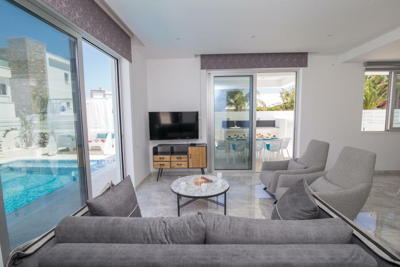 Fig Tree Bay Residences 1 Lantiana Villa Protaras