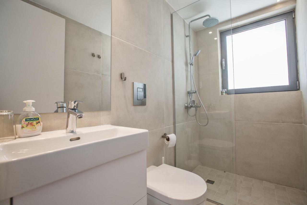 White Pearl 7 * Protaras