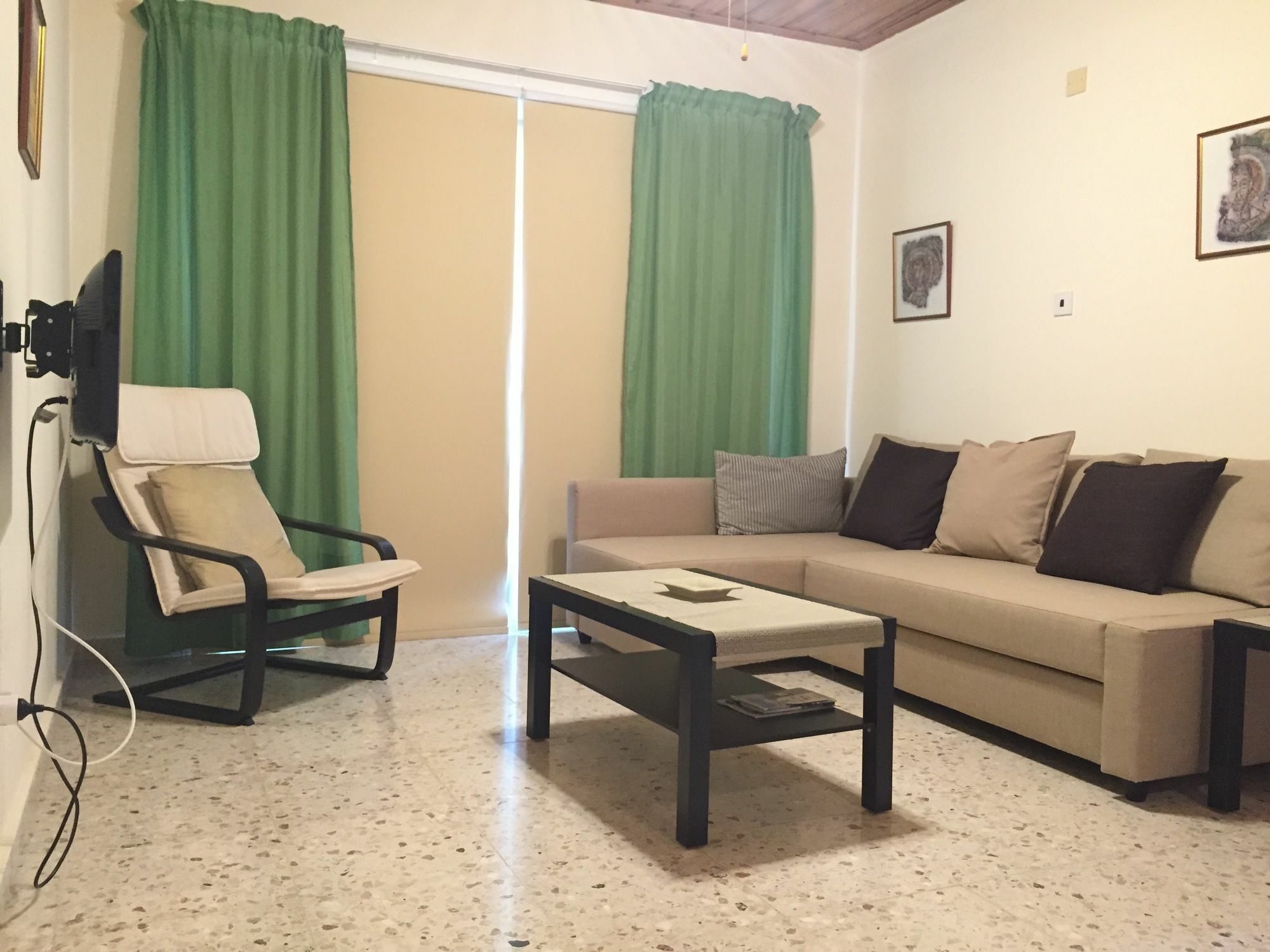 Himonas Apartment *