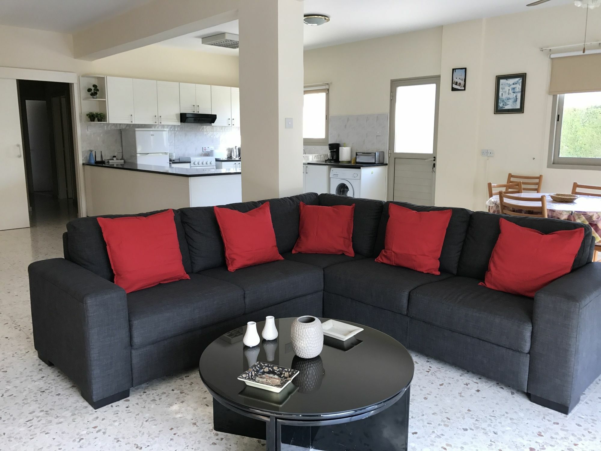 Himonas Apartment *