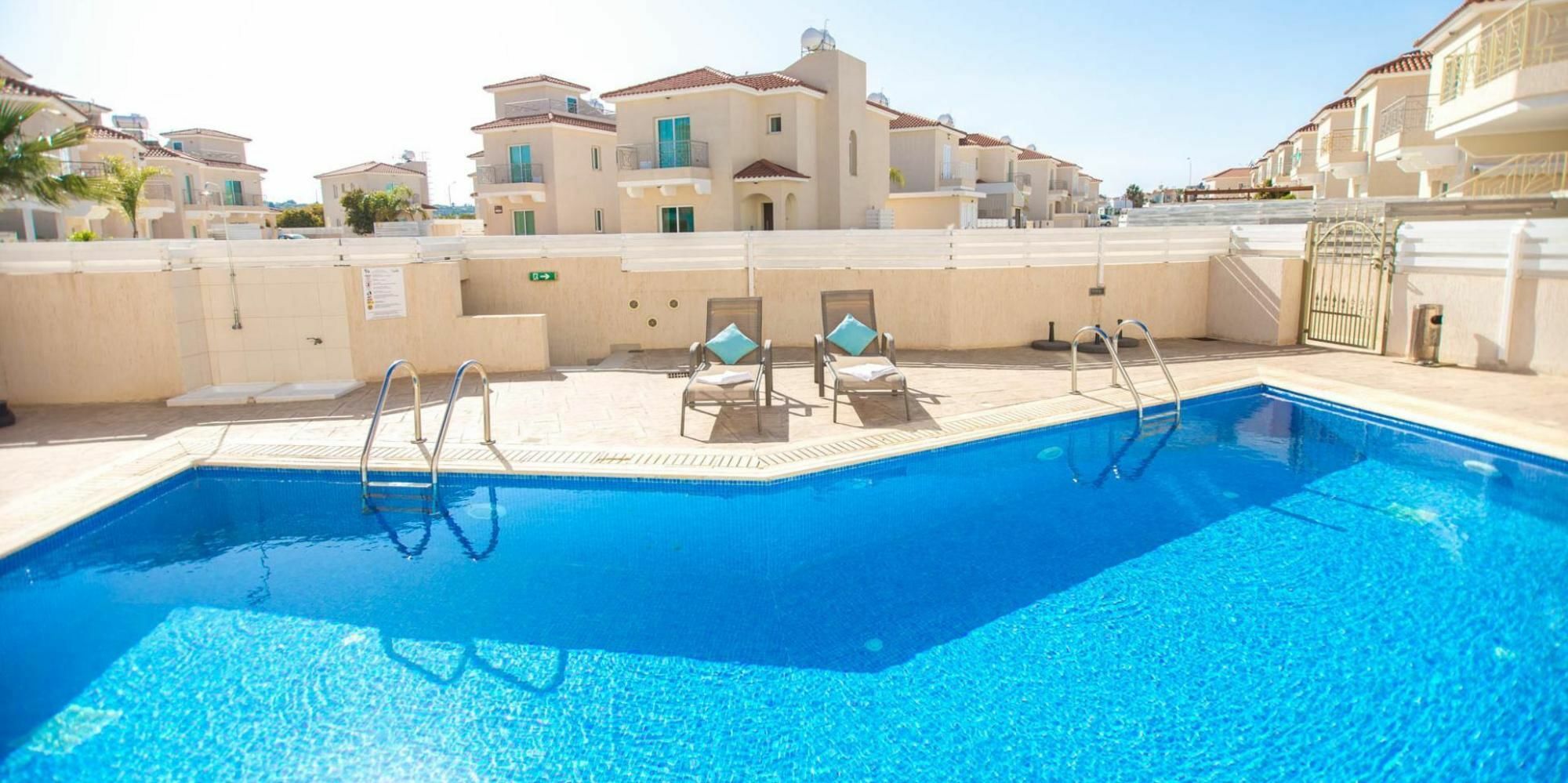 Oceanview Luxury 175 Apartment
