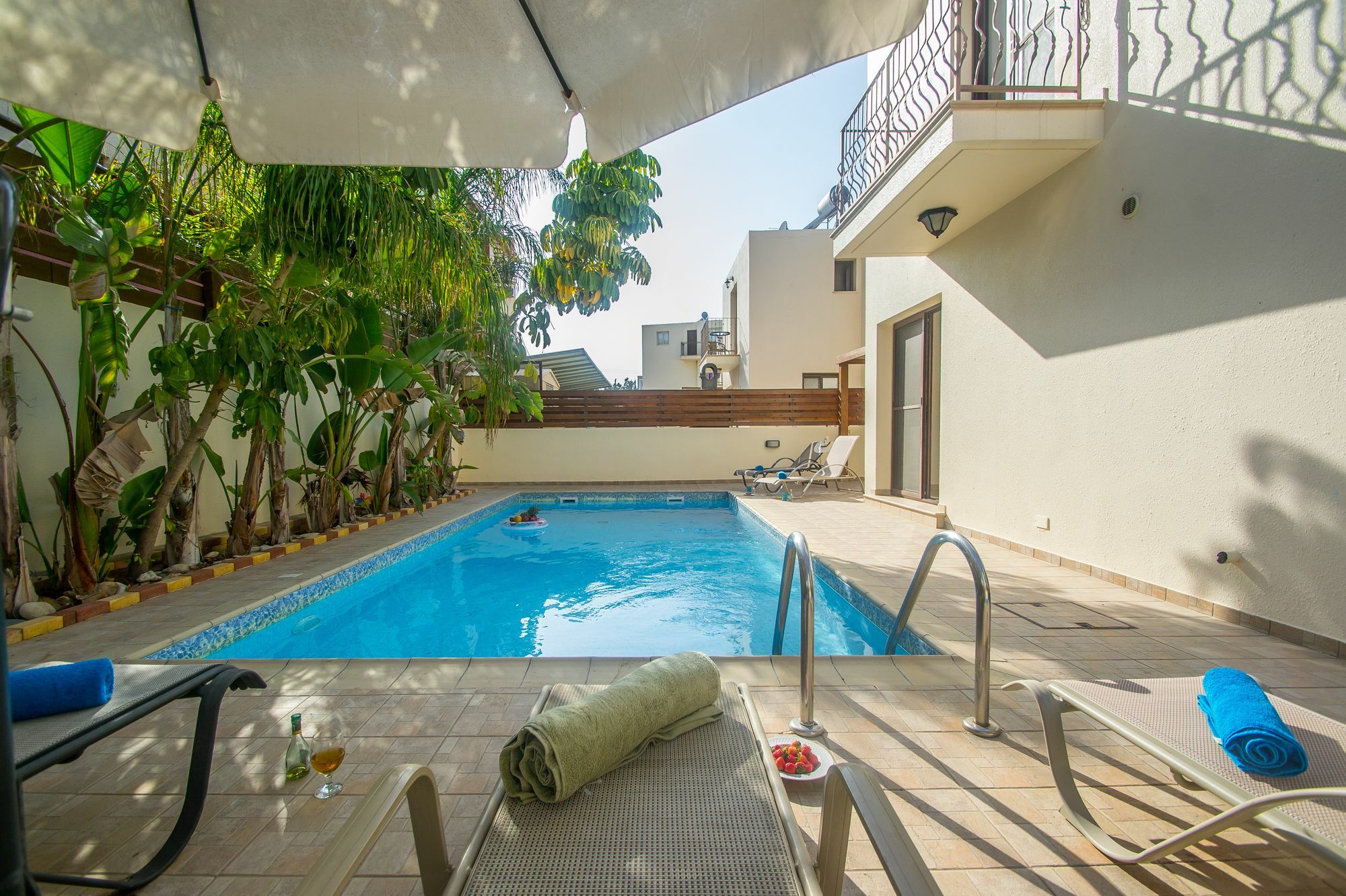 Ismini Lagoon Villa