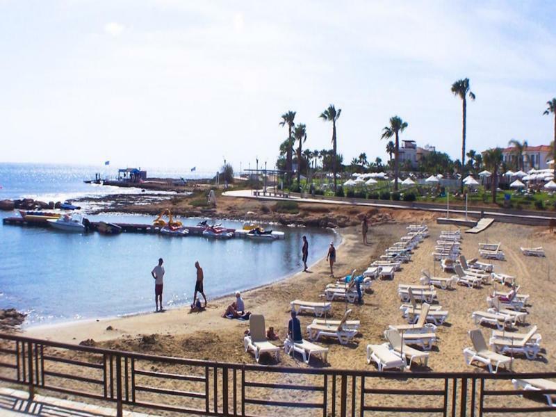 035 * Protaras
