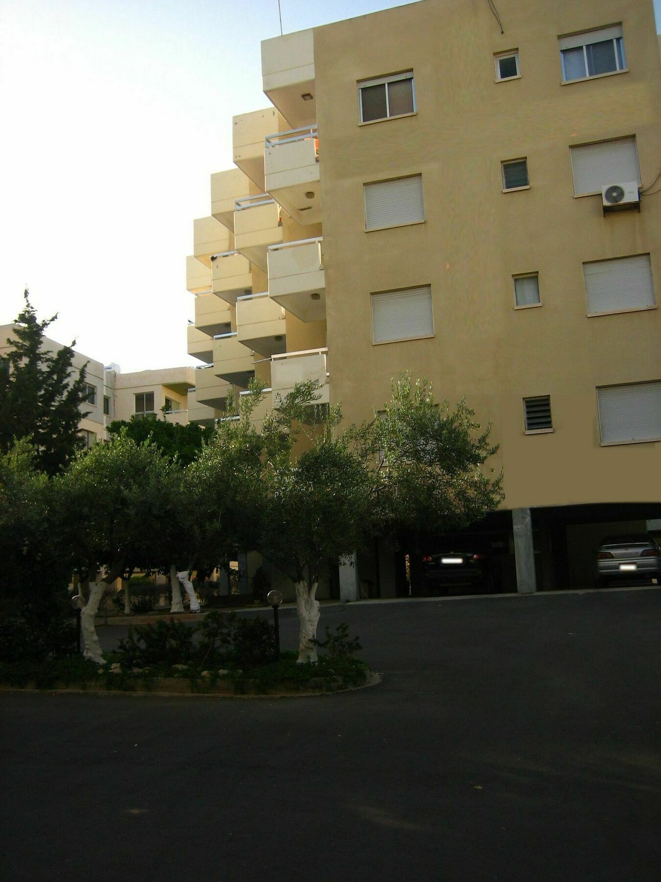 Valley Modern * Limassol