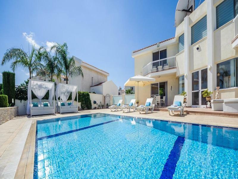 Apartment Oceanview Luxury 113 Pernera