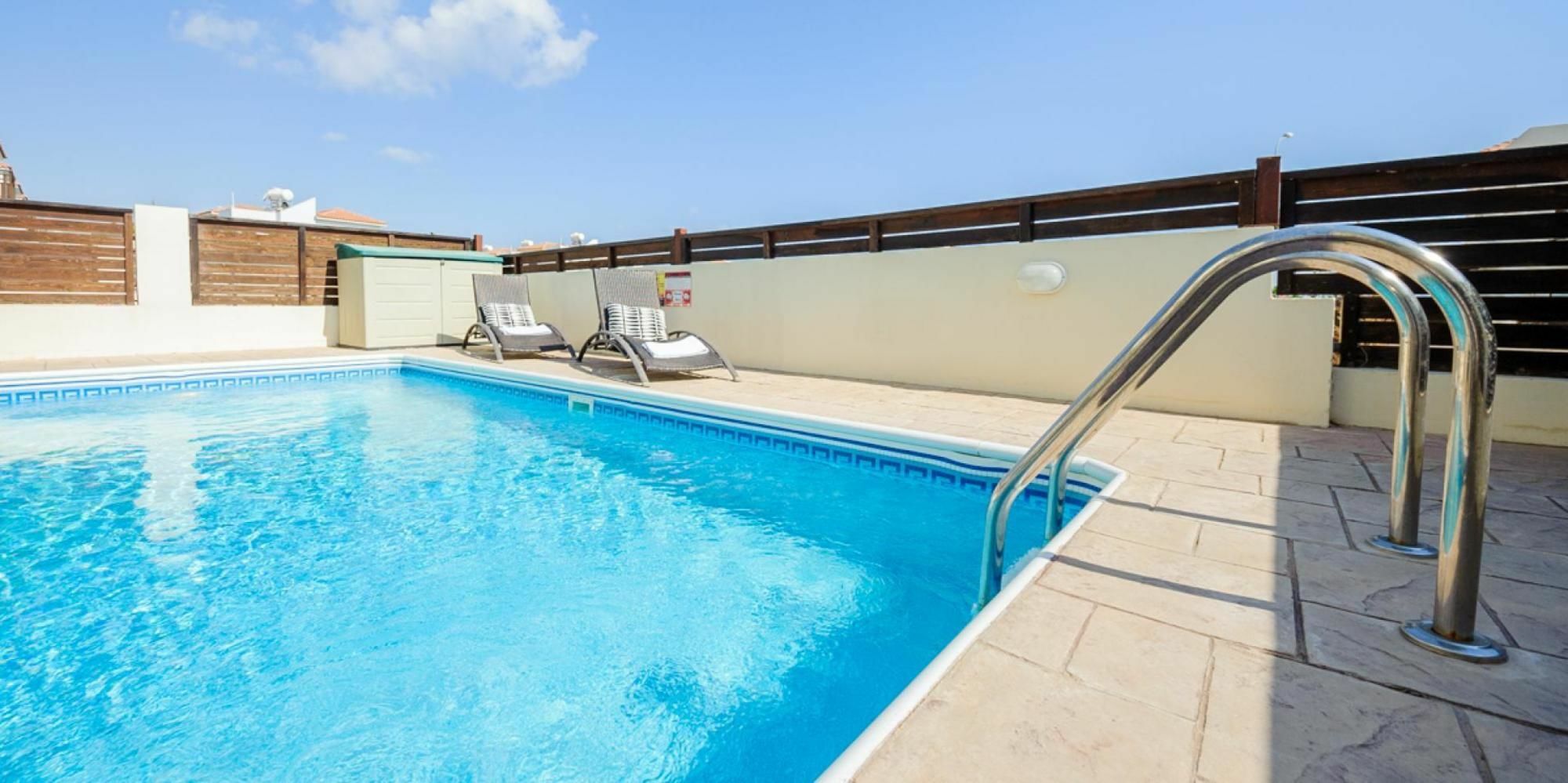 Apartment Oceanview Luxury 073 Paralimni