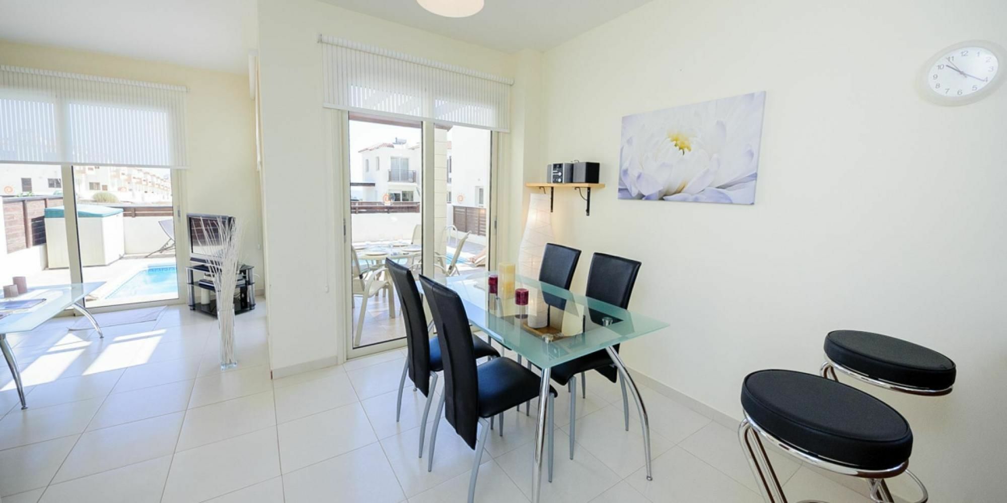 Oceanview Luxury 073 Paralimni
