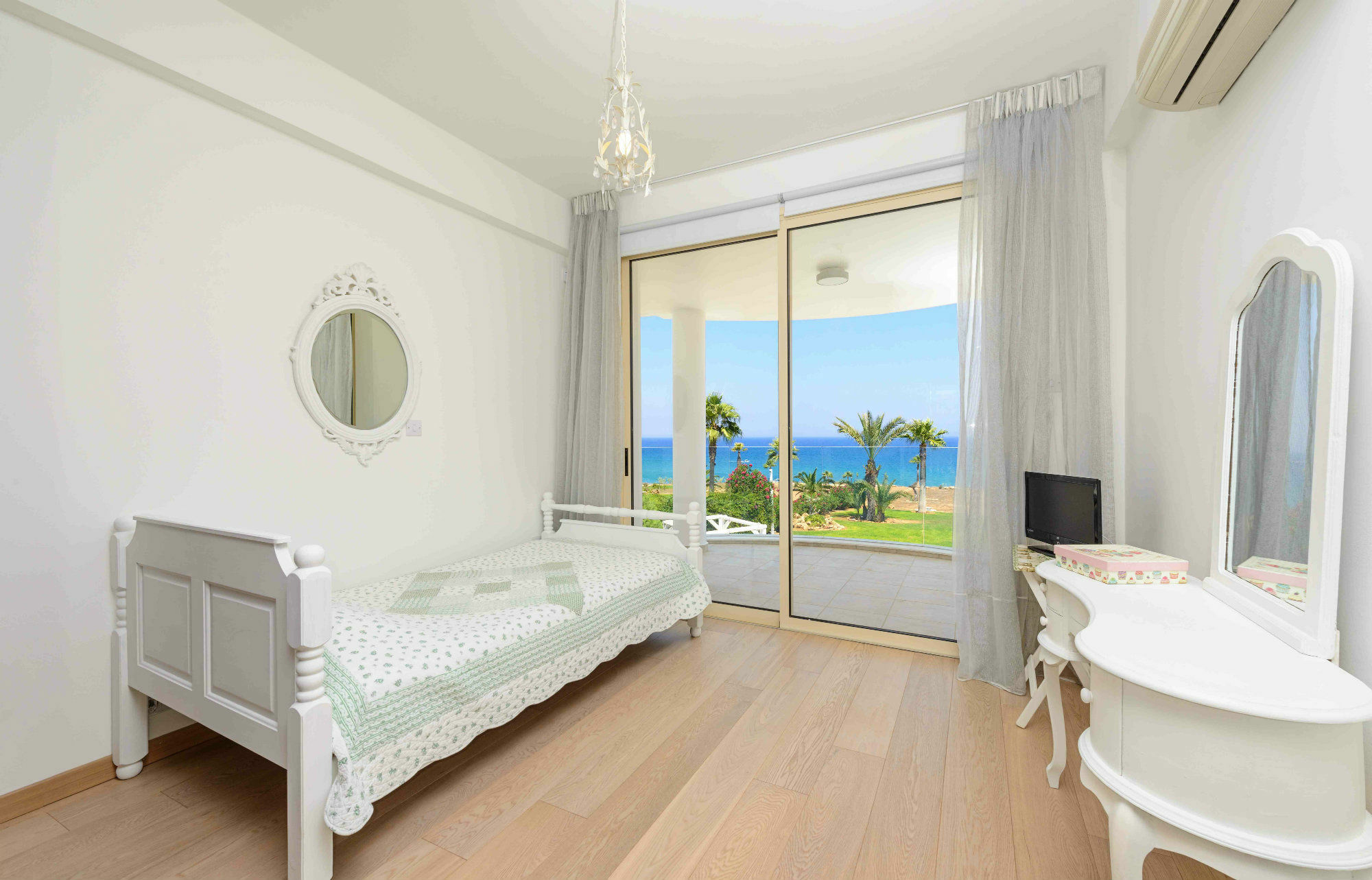 Villa Sea Breeze * Paralimni