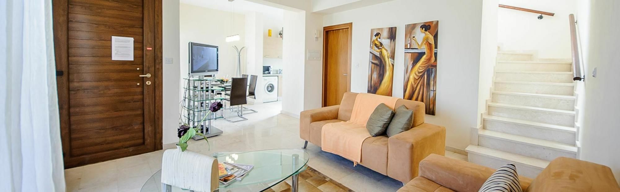 Rent Private 010 *