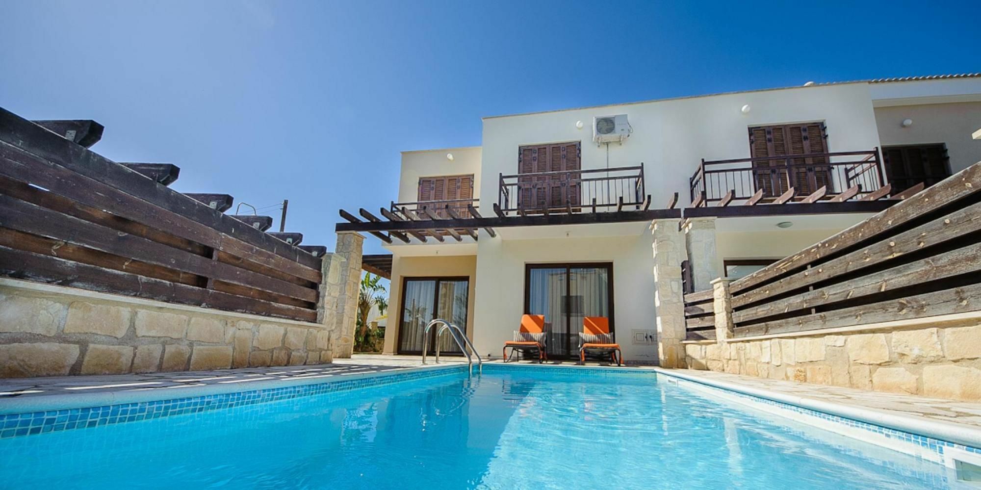 Villa Rent Private 010 *