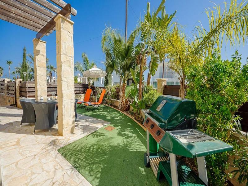 Rent Private 010 Villa