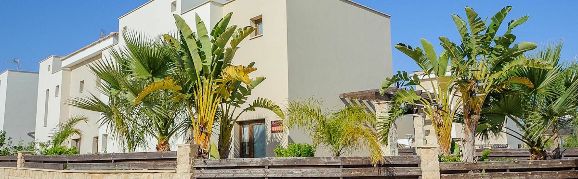 Rent Private 010 Villa