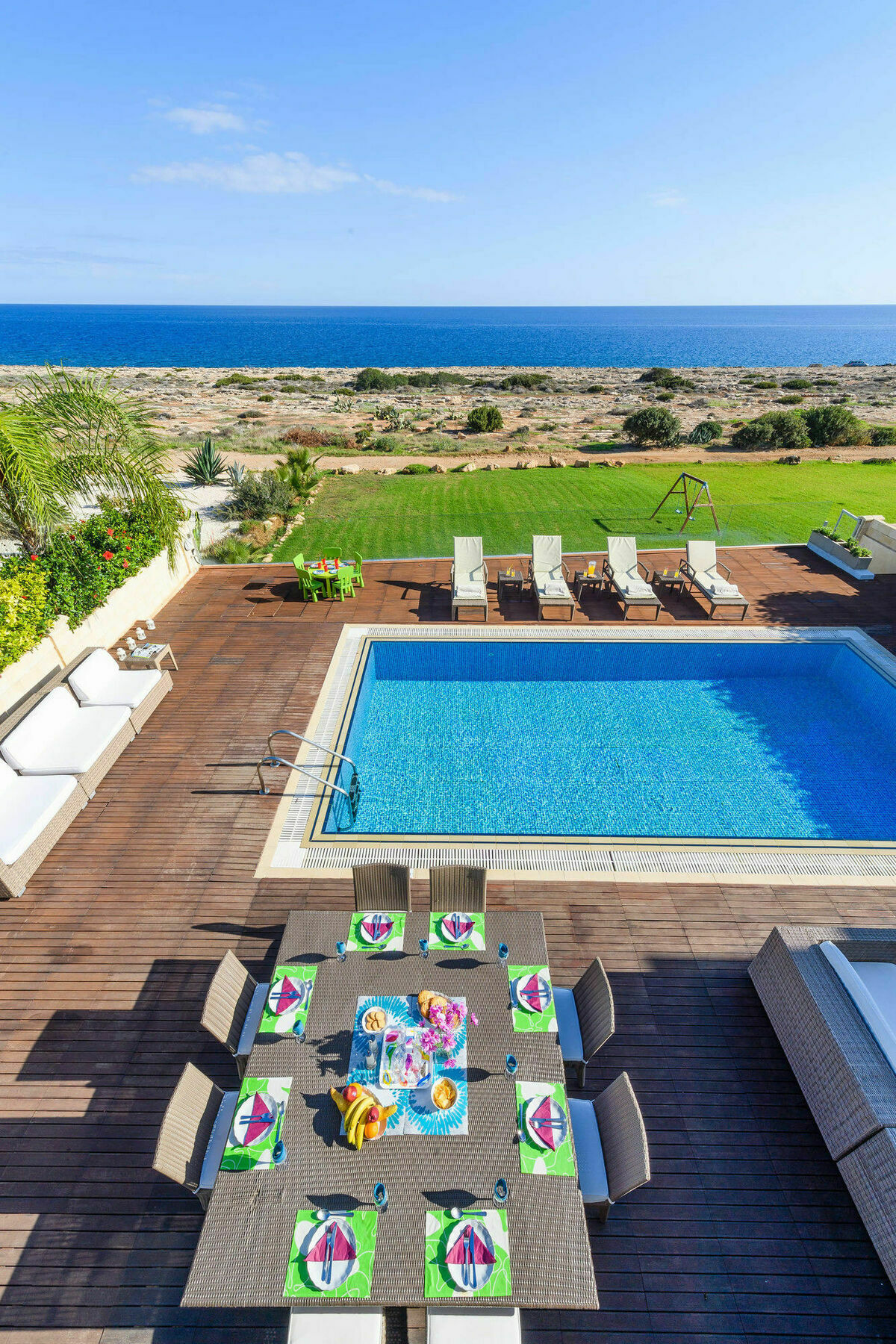 Leonies By The Sea Villa