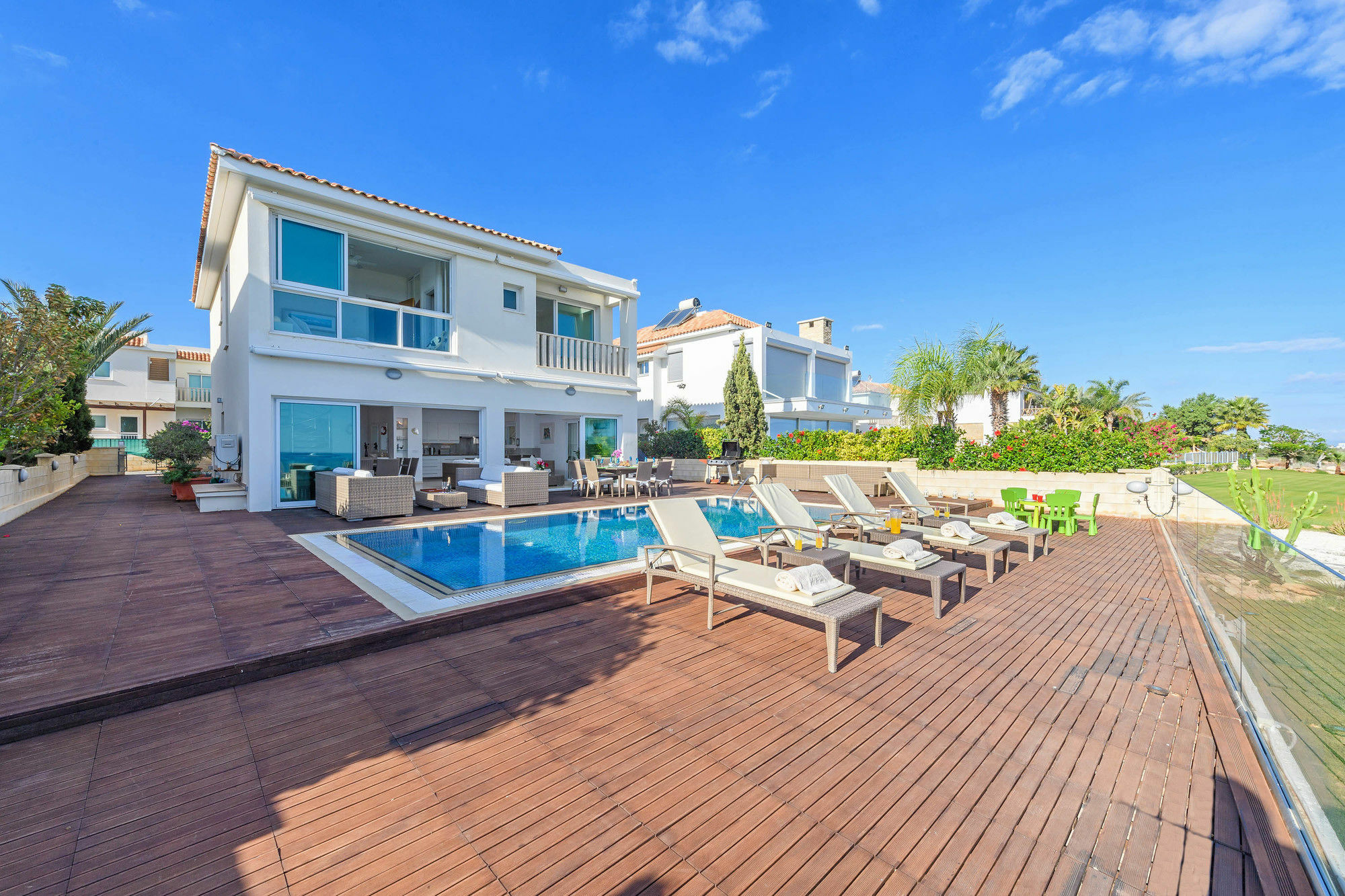 Leonies By The Sea Villa Protaras