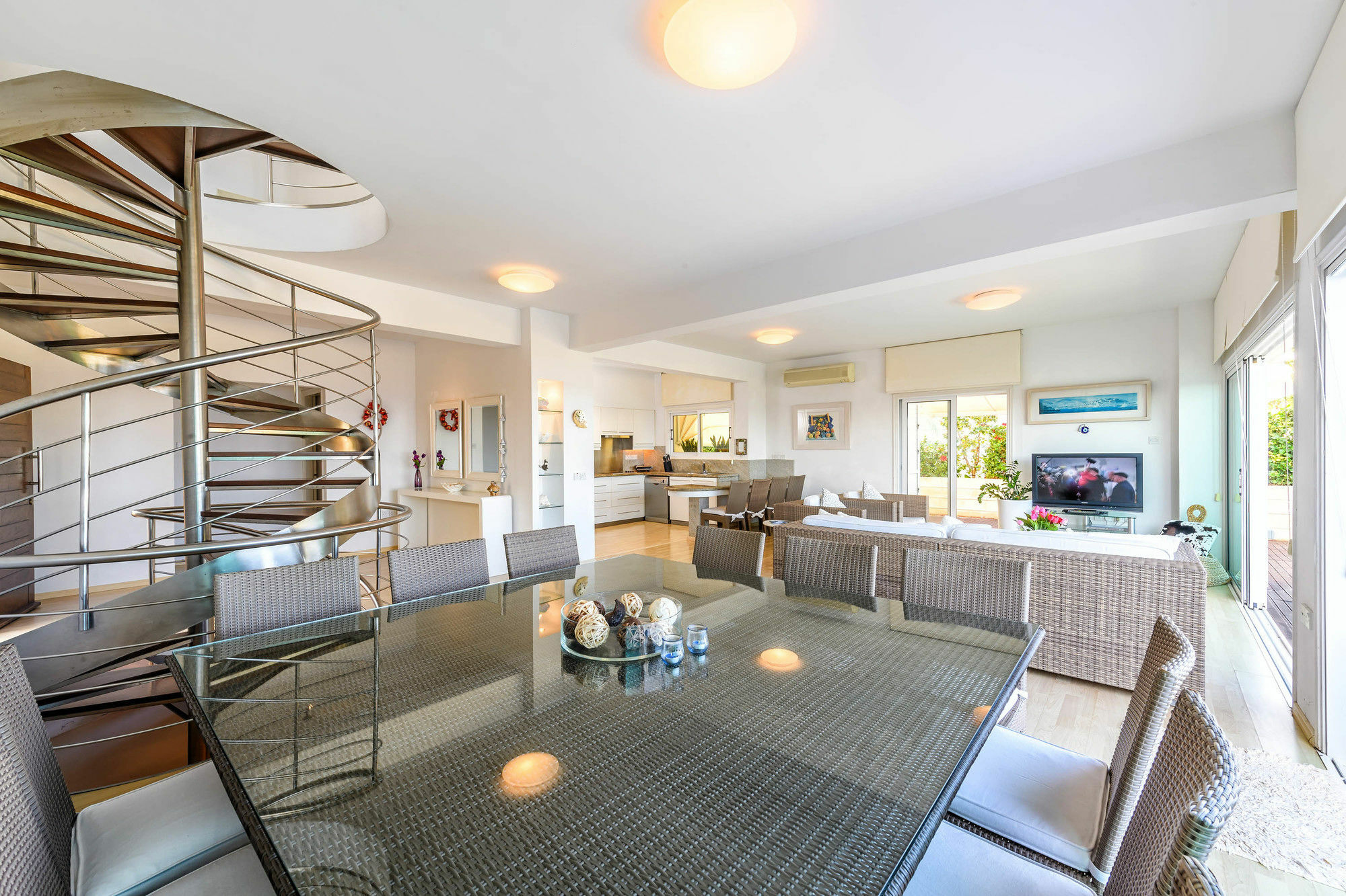 Villa Leonies By The Sea *