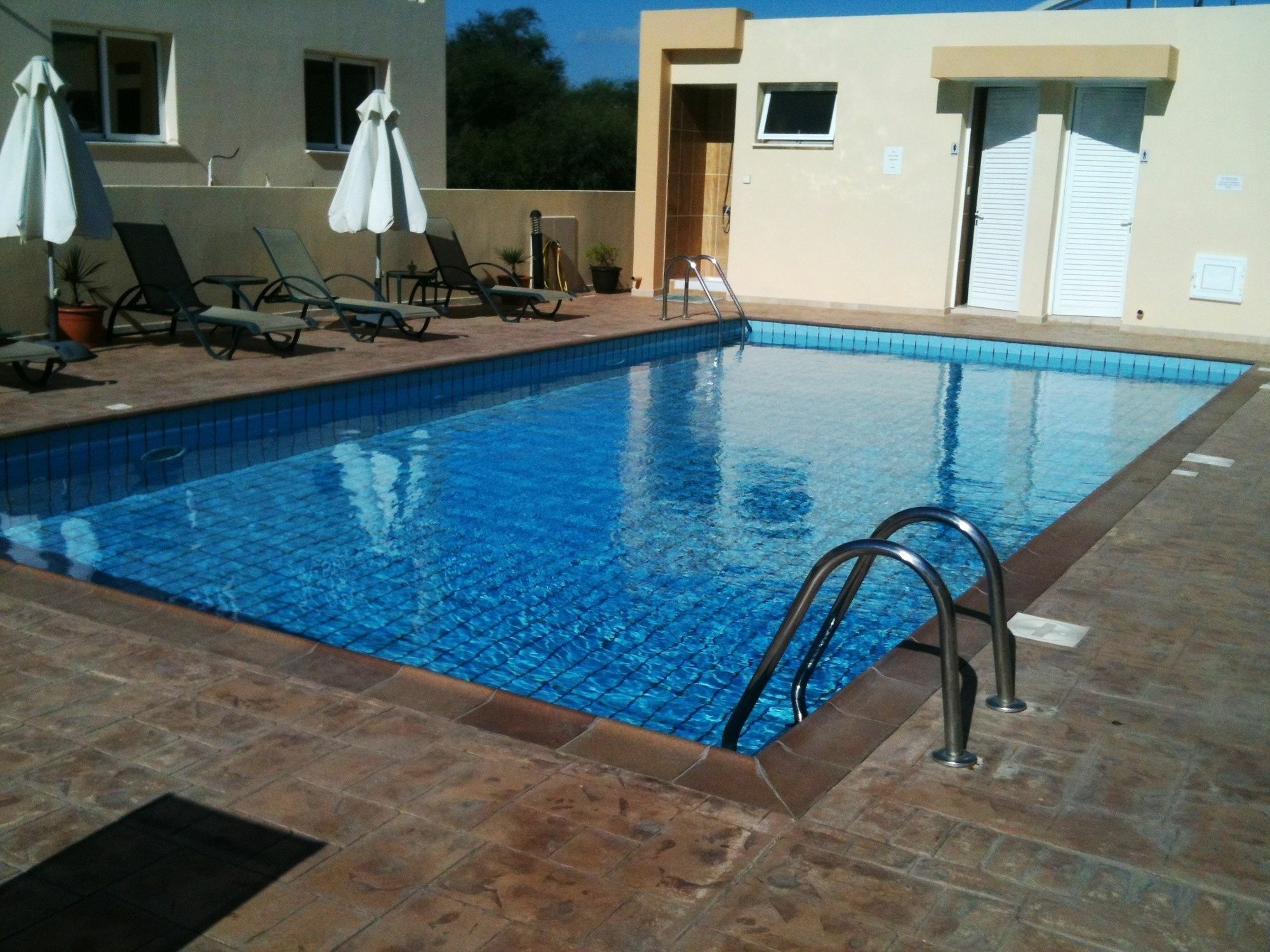 Theano Apartment *