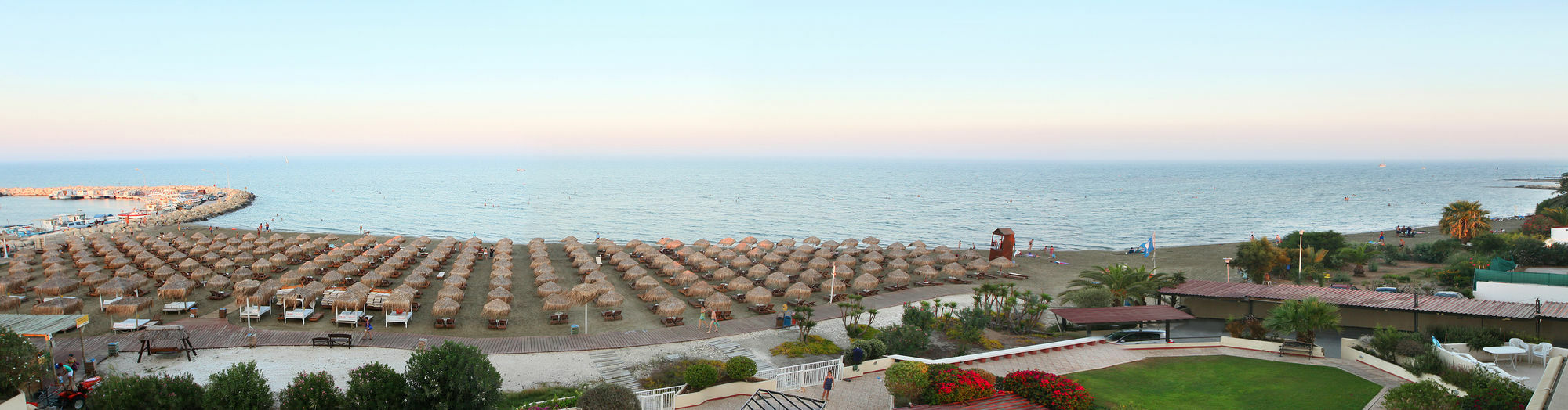 Mackenzie Seafront * Larnaca
