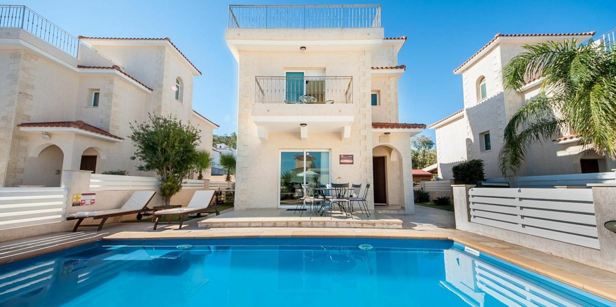 045 Villa