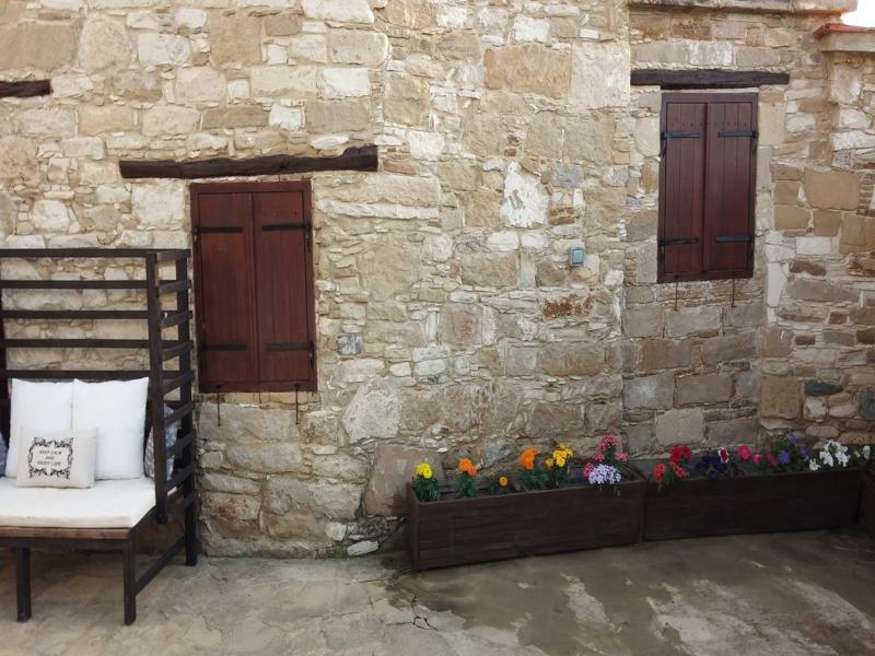Teacher's House Maroni