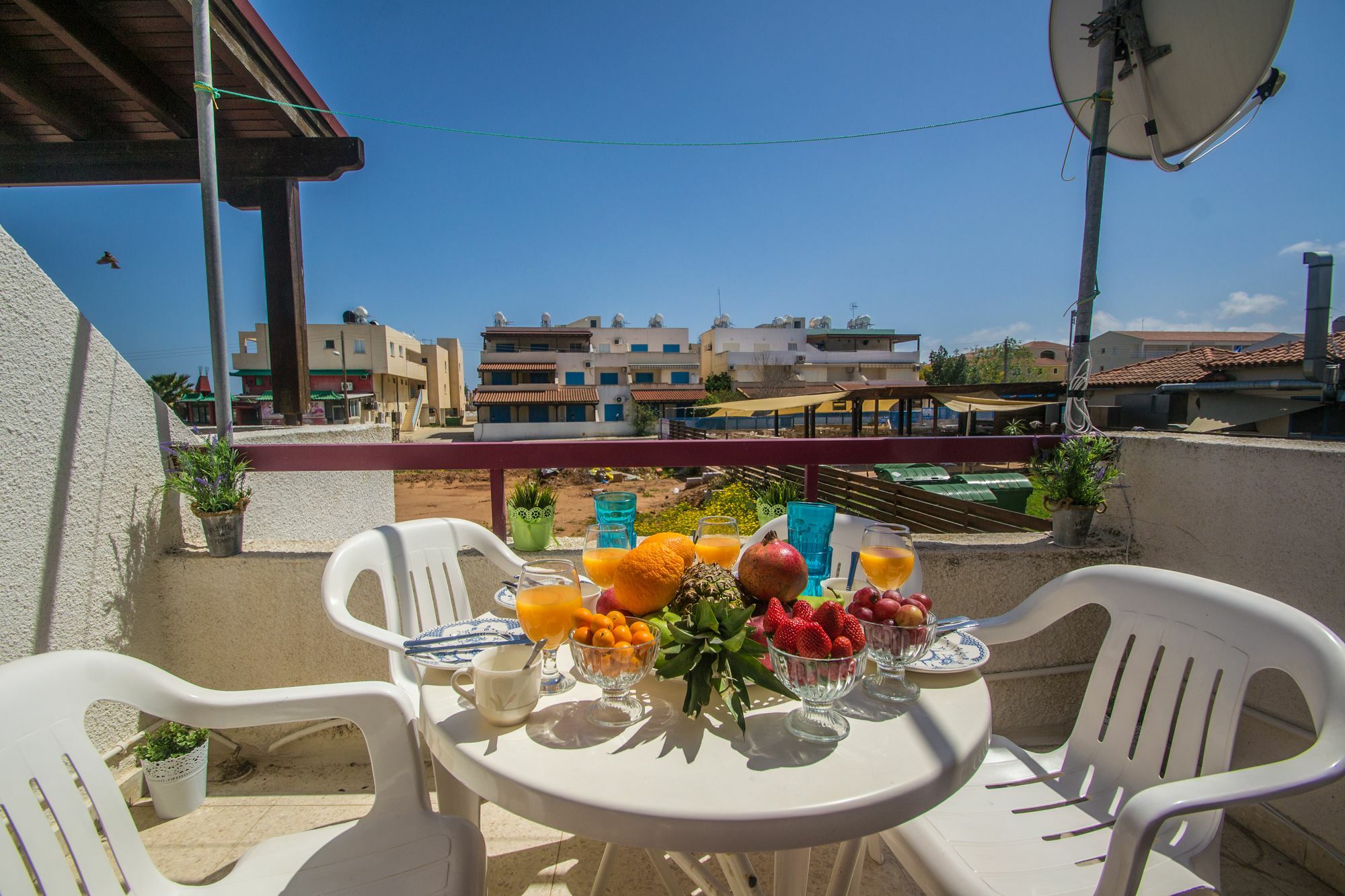 Apartment Solomos