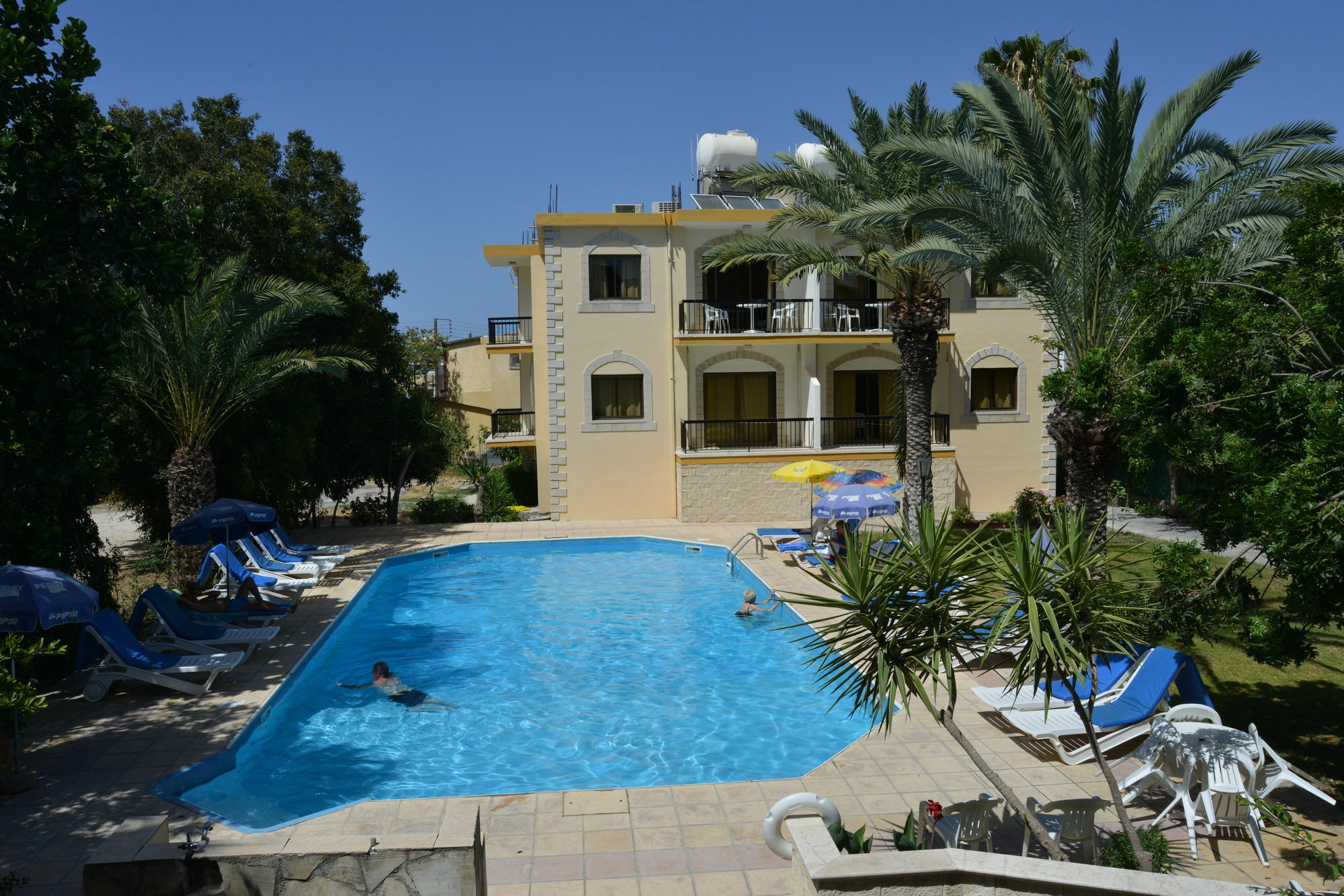 Odysseas & Eleni Aparthotel