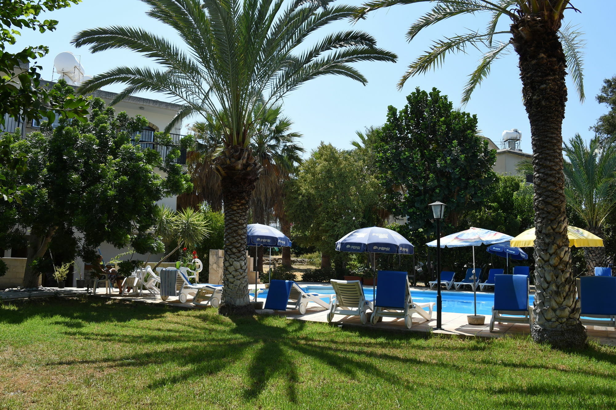 Odysseas & Eleni Aparthotel